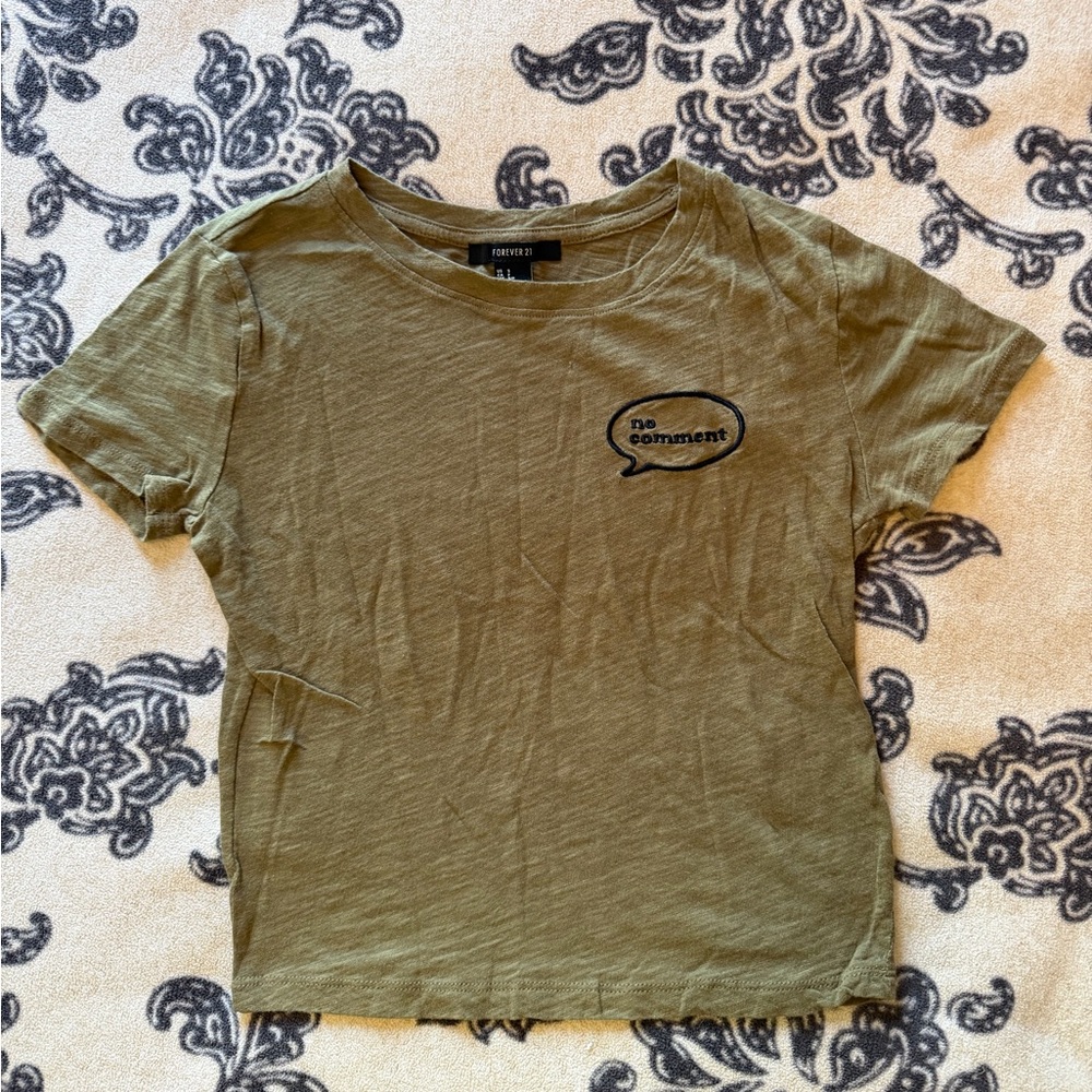 Forever 21 Olive Green 'No Comment' Crewneck Tee